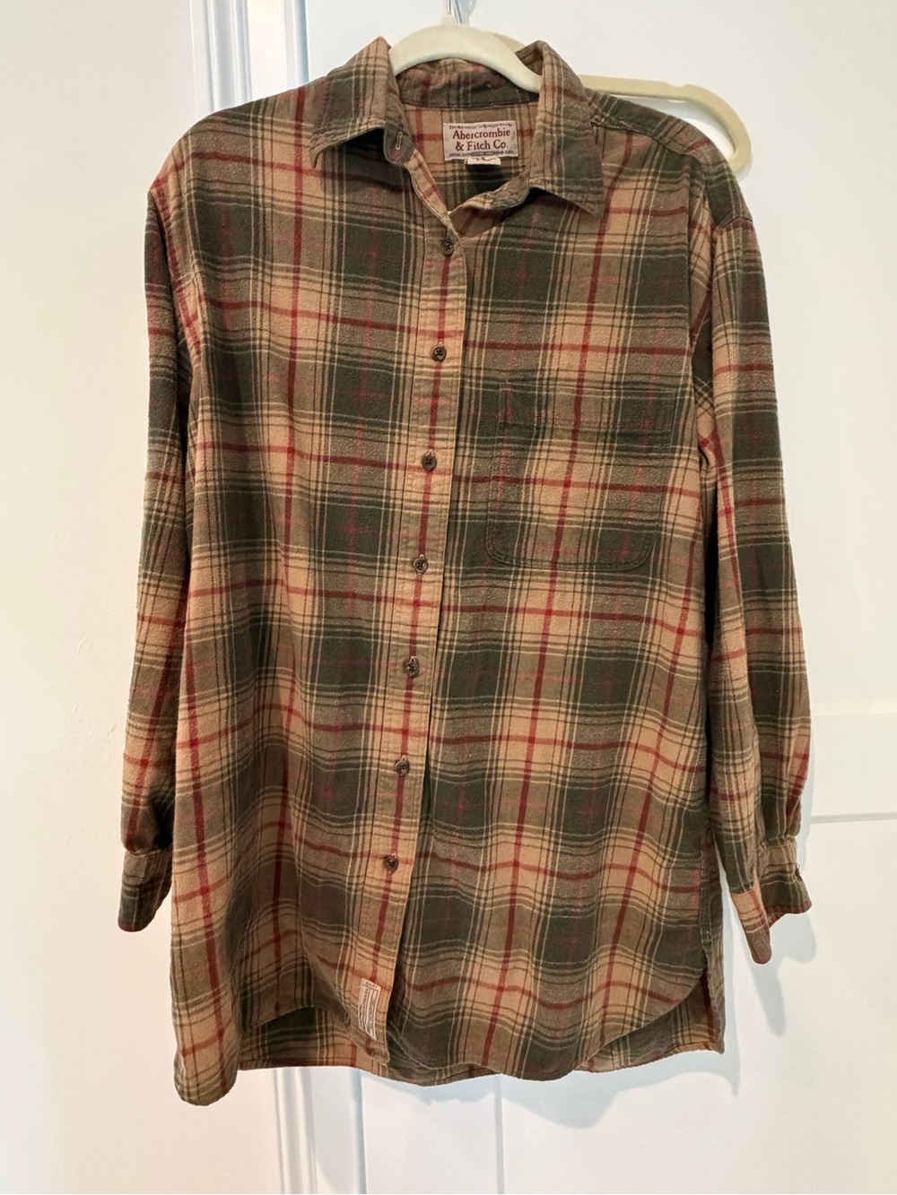 Abercrombie & Fitch Women’s Boyfriend Green Tan & Red Plaid Button-Up Shirt